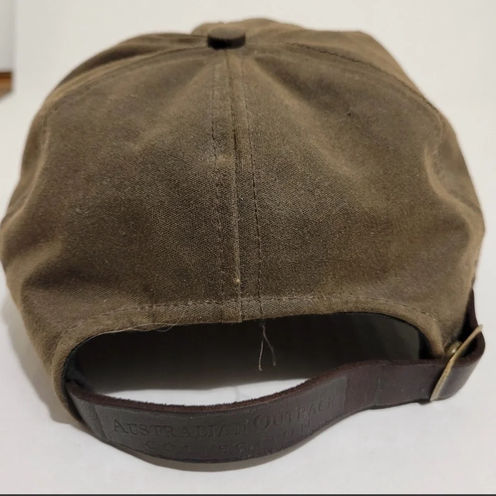 The Australian Outback Collection men’s hat. Vintage. Adjustable, one size.